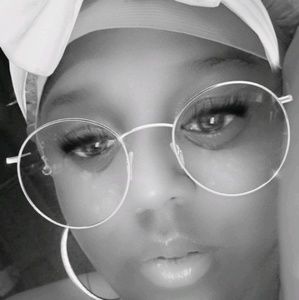 Meet your Posher, Georgiat